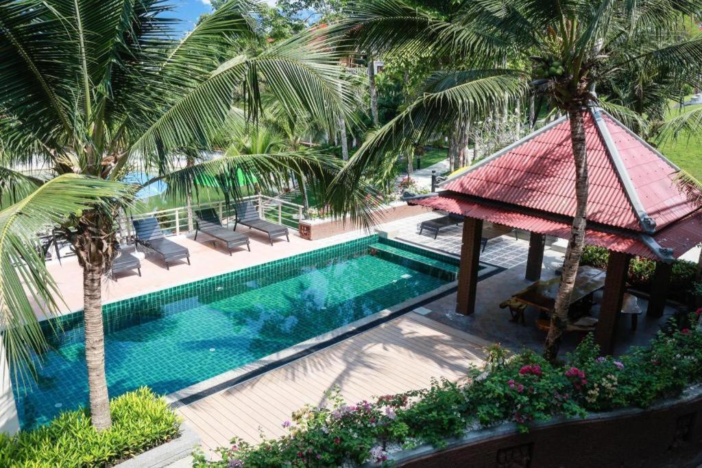 Royal Lee Resort And Spa Nai Yang Beach Exterior foto