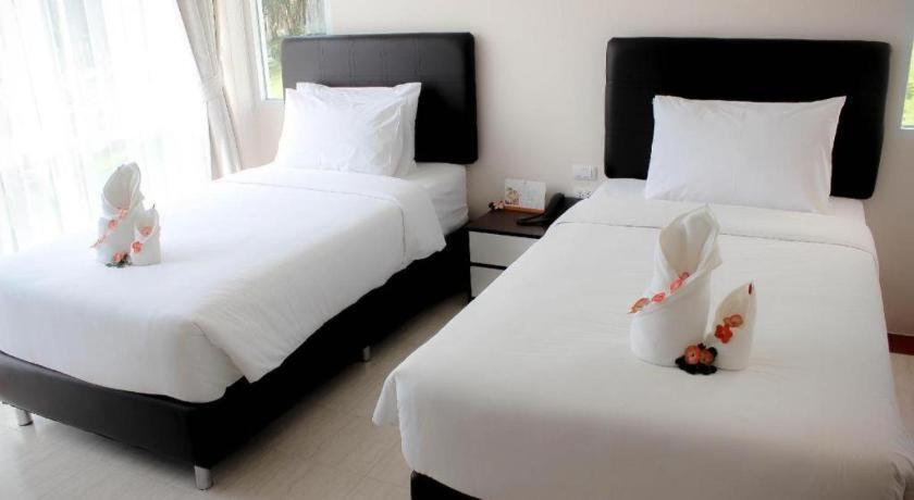 Royal Lee Resort And Spa Nai Yang Beach Exterior foto